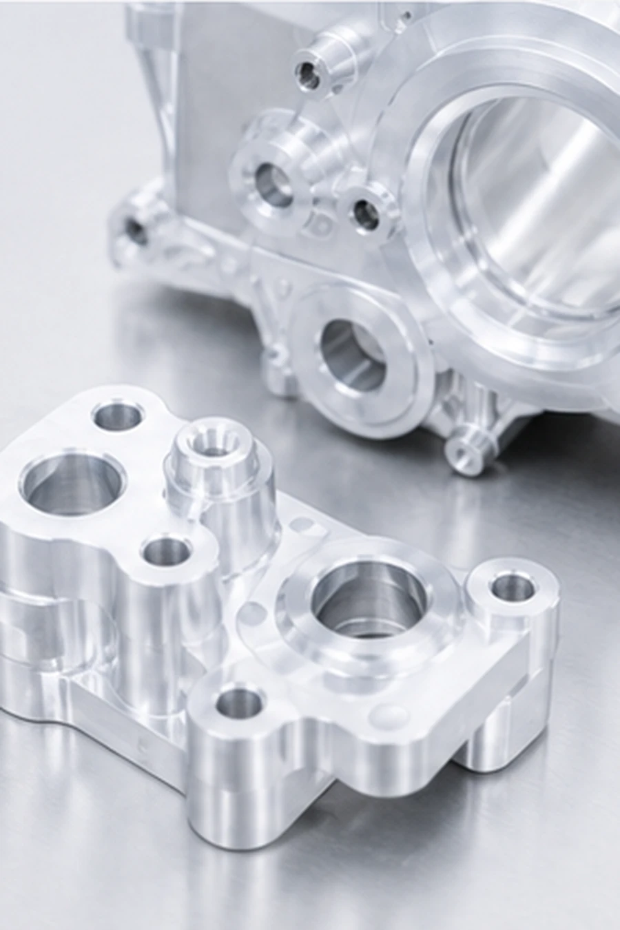 Präzisionsgefertigtes Metallbauteil für die technische Sauberkeitsprüfung